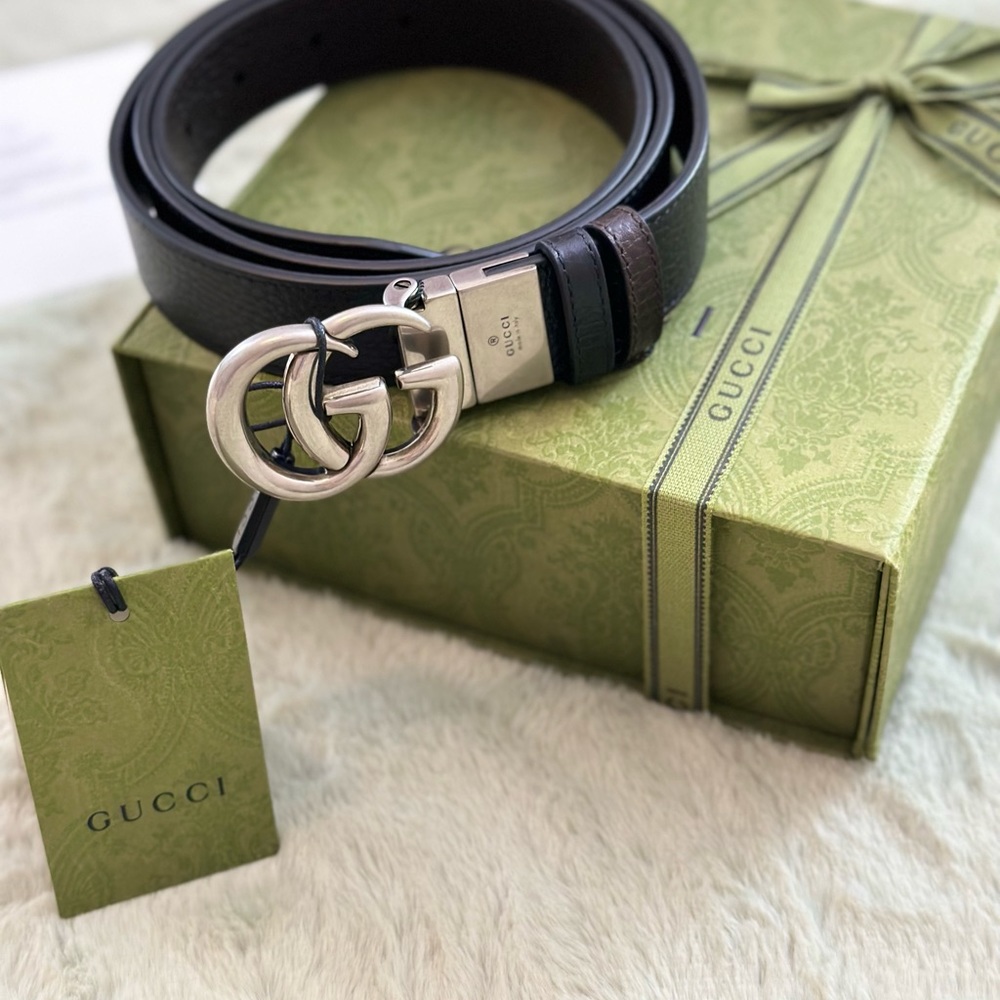 GG Marmont reversible belt
Gucci belt Black leather reverses to brown leather - Picture 5 of 13